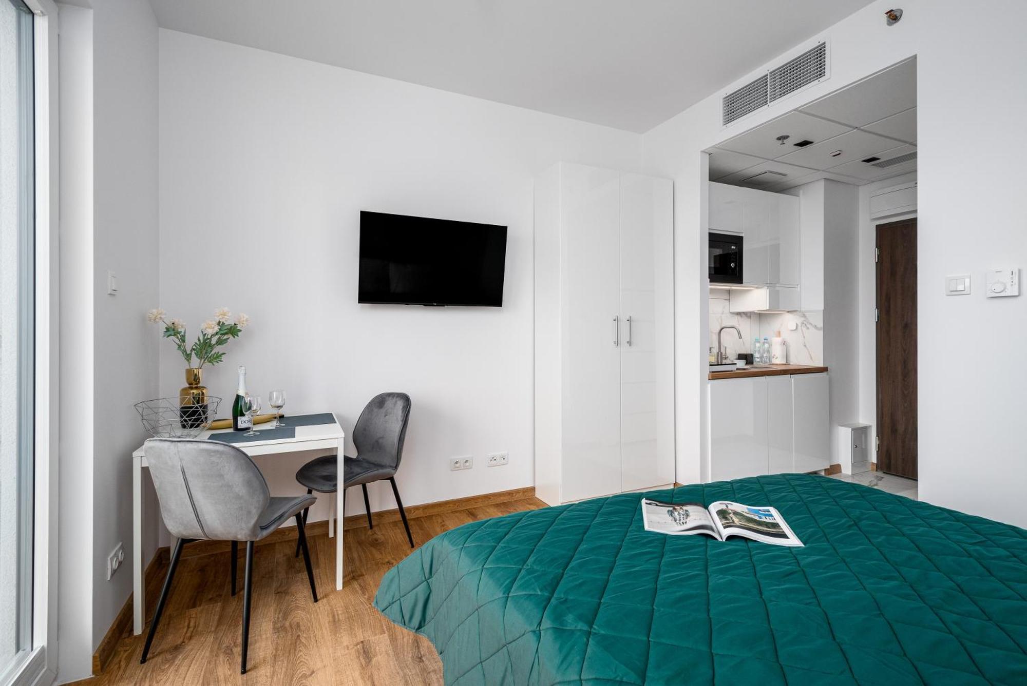 Apartamenty Dla Wszystkich Kasprzaka 29 Warsaw Luaran gambar