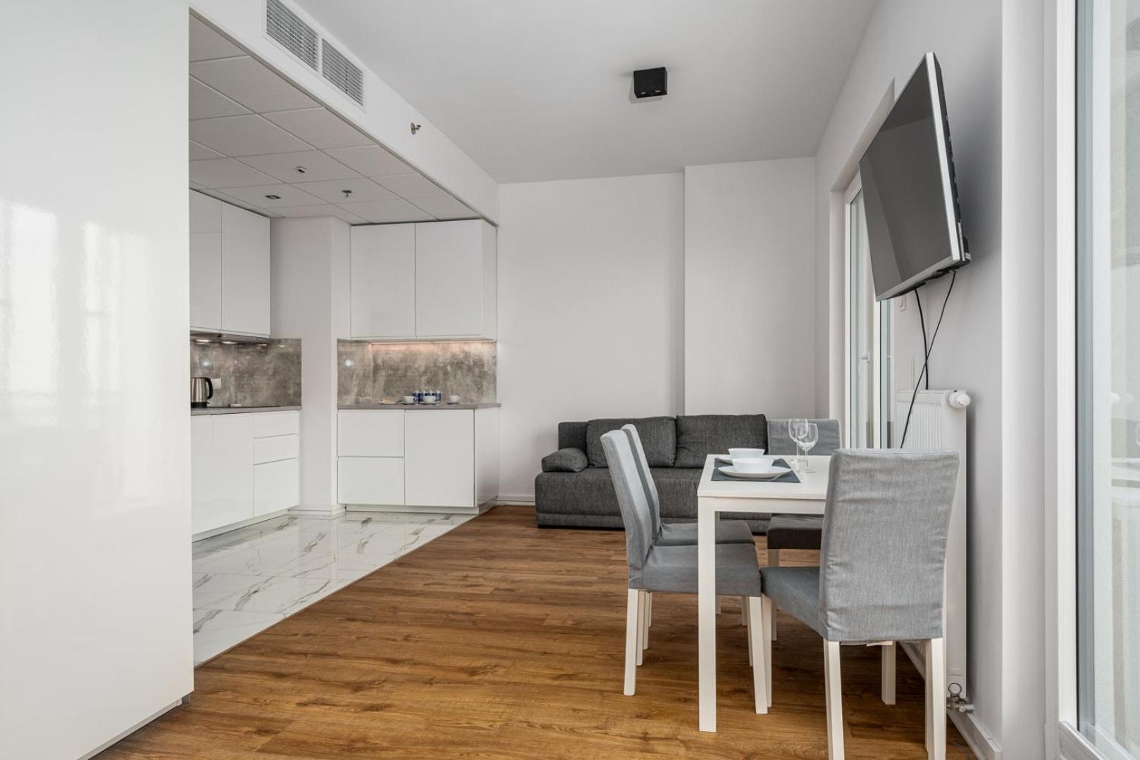 Apartamenty Dla Wszystkich Kasprzaka 29 Warsaw Luaran gambar